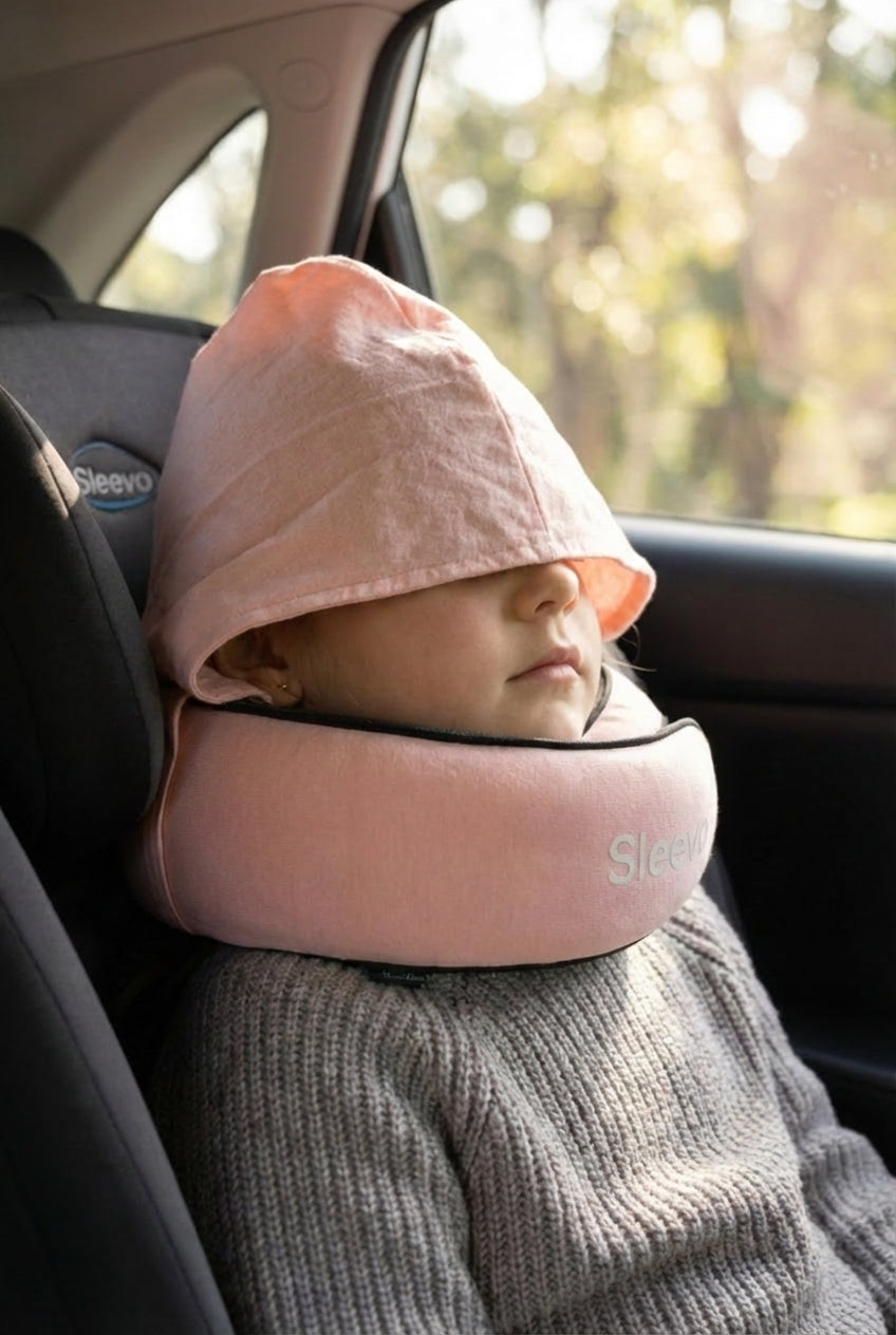 Sleevo Kinder Nackenkissen mit Kapuze