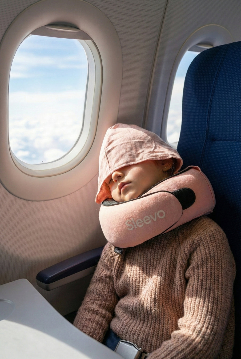 Sleevo Kinder Nackenkissen mit Kapuze